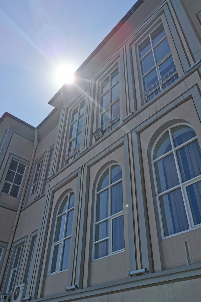 Yabancı Diller Yüksekokulu
